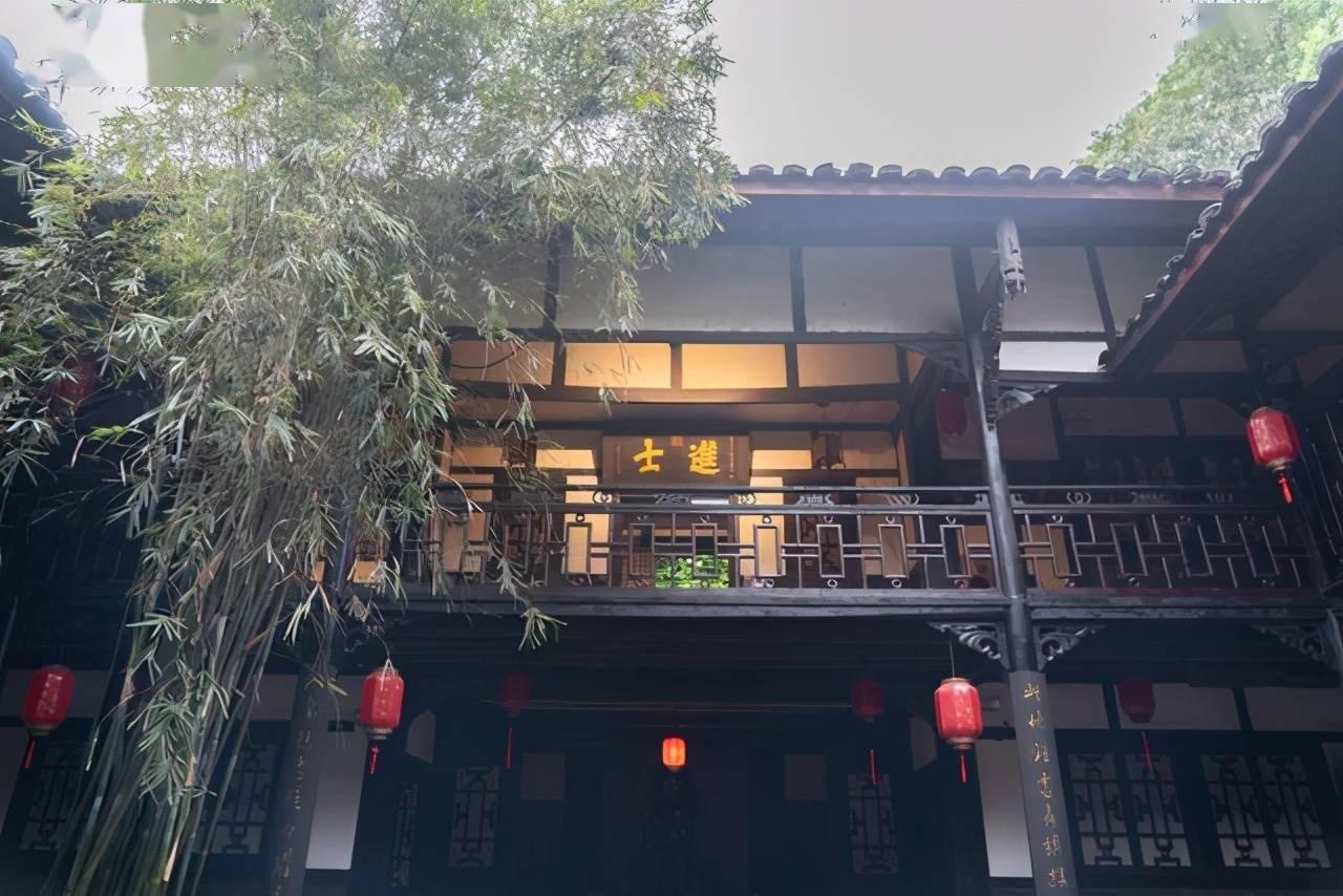 拥堵的停车场